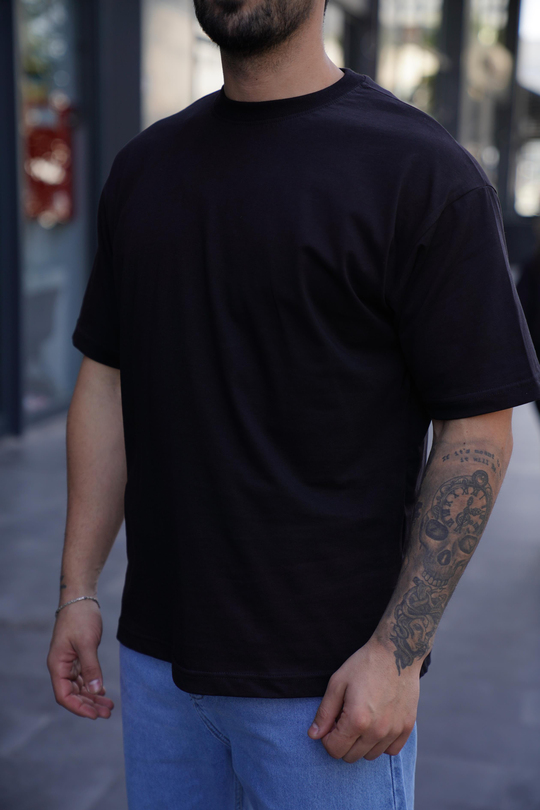 T-SHİRTSiyah Compak Düz Oversize T-Shirt SNZ