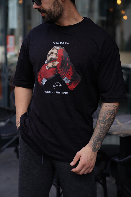 T-SHİRTSiyah Eldiven Baskılı Oversize T-Shirt VSK