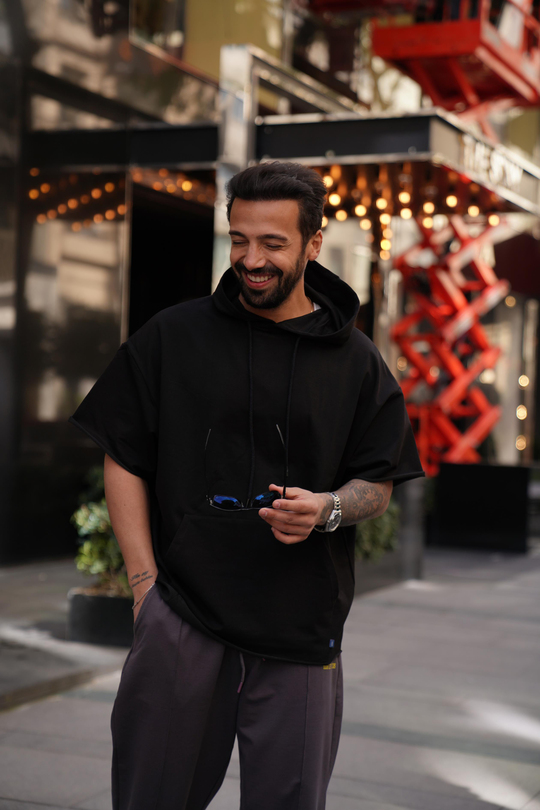 T-SHİRTSiyah Kapşonlu Kanguru Cep Oversize T-Shirt VMS 30175