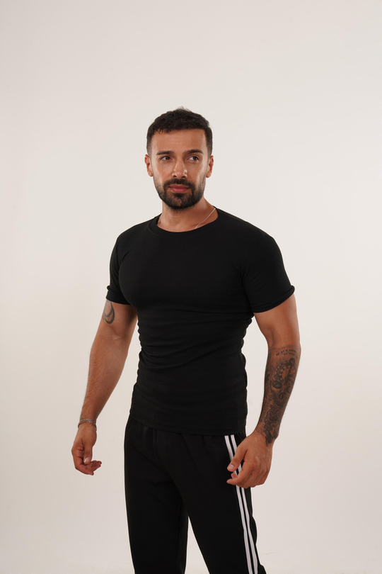 T-SHİRTSiyah Kaşkorse T-SHİRT FİYAT PERFORMANS ÜRÜNÜ
