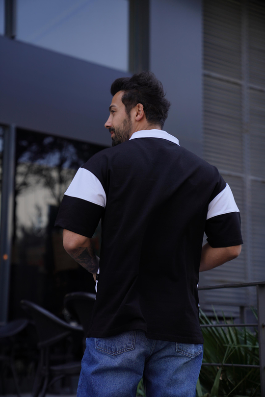 T-SHİRTSiyah Parçalı Oversize Polo Yaka TK 1003