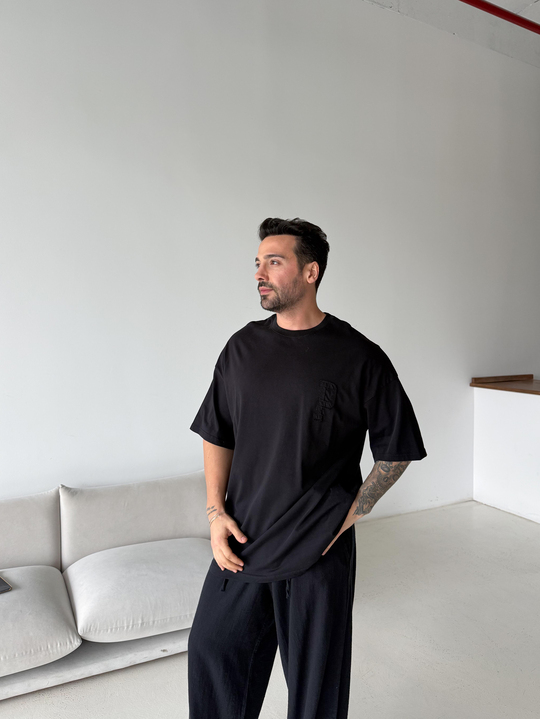 T-SHİRTSiyah Paris Nakışlı Oversize Tişört JJ