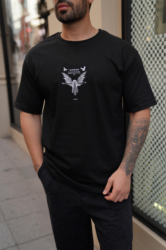 T-SHİRTSiyah Winsunurse Baskılı Oversize T-Shirt TK