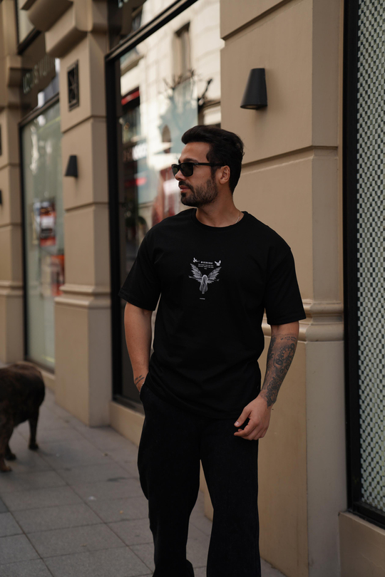 T-SHİRTSiyah Winsunurse Baskılı Oversize T-Shirt TK