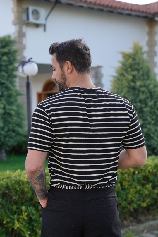 T-SHİRTSiyaha Bej Çizgili Triko SNZ 4507