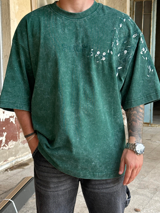 T-SHİRTZümrüt Yıkamalı Göğüs PNC Nakışlı Oversize T-SHIRT PNC 8115