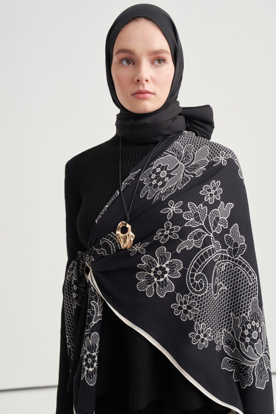 Lace Desen Norena Yünlü Omuz Şalı Siyah
