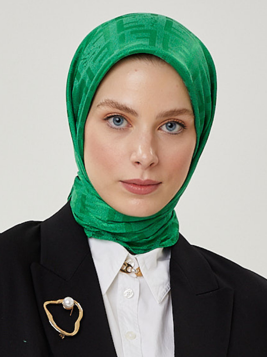 Benetton F Desen Parlak Jakar Eşarp