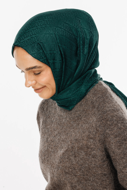 Zümrüt Forever Desen Parlak Jakar Şal