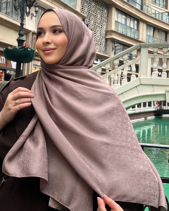 Koyu Vizon Luxe Desen Jakar Şal