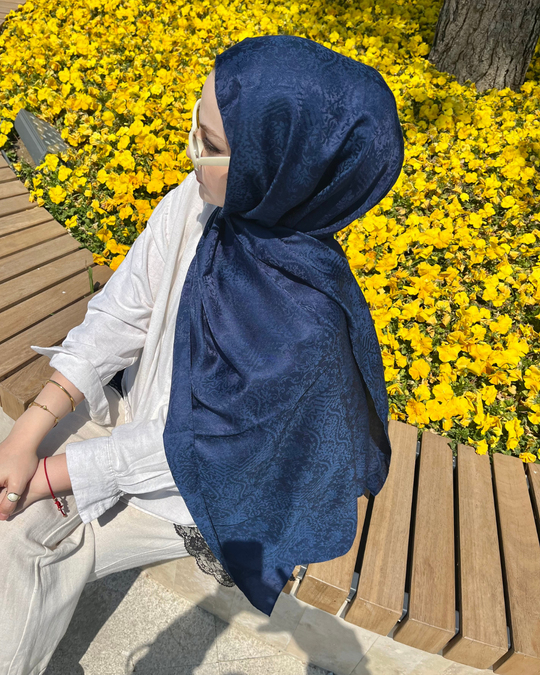 Lacivert Lavin Desen Jakar Şal