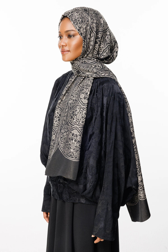 Siyah-Bej Morocco Desen Çift Taraflı Şal