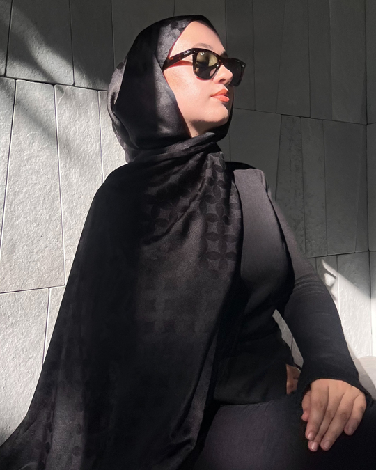 Siyah Rise Desen Jakar Şal