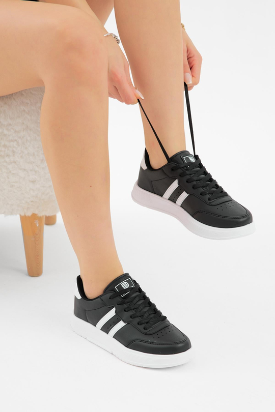 Kalın Faylon Hafif Taban Şeritli Bağcıklı Unisex Siyah Beyaz Spor Ayakkabı TBPRF020