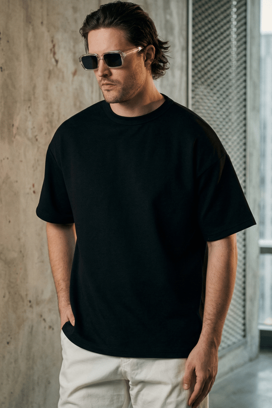 Kalın Kumaş Oversize T-Shirt Erkek Siyah T-Shirt TBTSHRT005