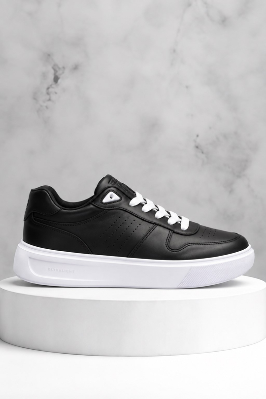 Rahat Kalıp Deri Detaylı Bağcıklı Sneaker Erkek Siyah Beyaz Sneaker TBEKC1903