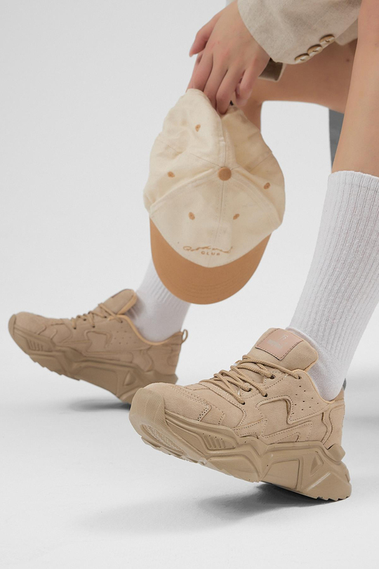 Rahat Kalıp Yüksek Taban Bağcıklı Kadın Toprak Spor Ayakkabı DNZ-1