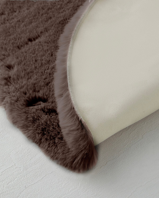 Furry Pelüş Halı 120 cm Acı Kahve