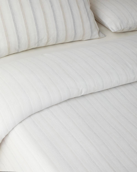 Glint Stripes İpliği Boyalı Çift Kişilik Çarşaflı Nevresim Takımı 200x220 cm Bej-Gri