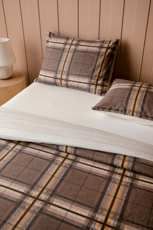 Windsor Plaid Flanel Tek Kişilik Çarşaflı Nevresim Takımı 160x220 cm Krem-Kahverengi