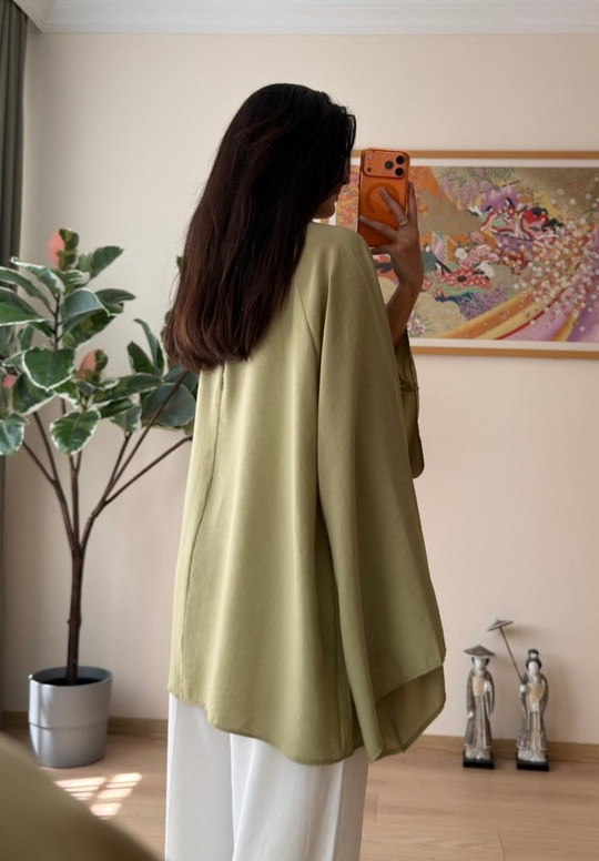 Mina Büzgülü Yaka Yarasa Kol  Bluz Olive