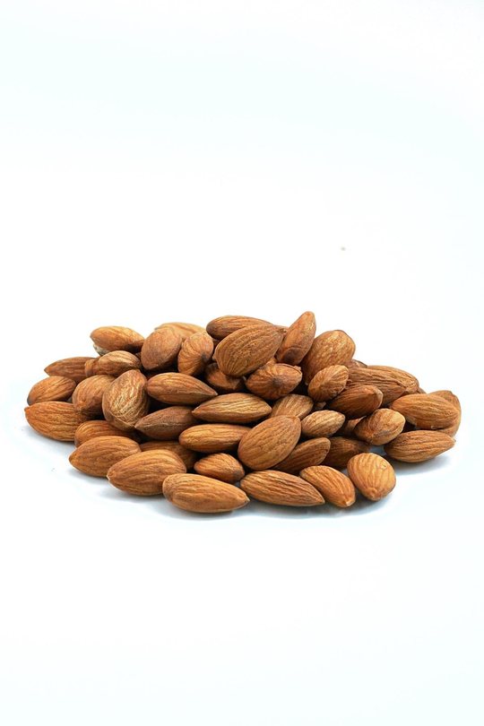 Badem Içi Çiğ Ithal 1 Kg