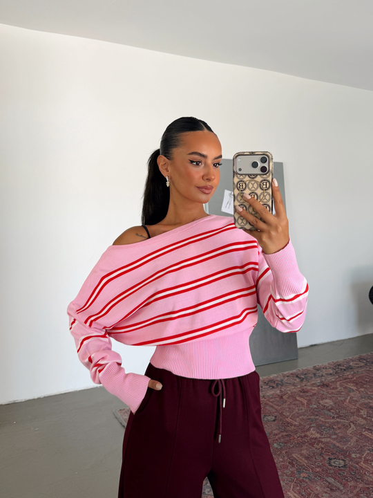 Kayık Yaka Çizgili Triko - Pembe