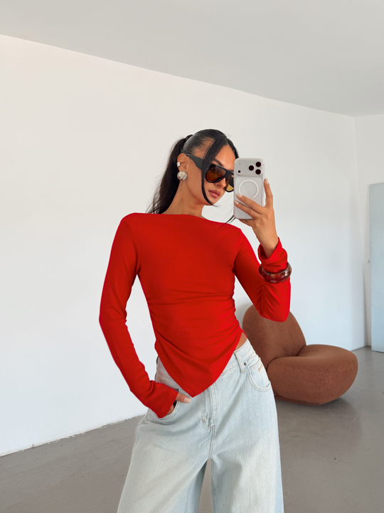 Asimetrik Yan Drape Bluz - Kırmızı