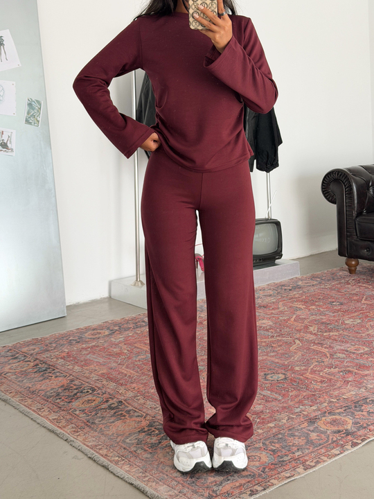 Arkası Yırtmaçlı Takım - Bordo