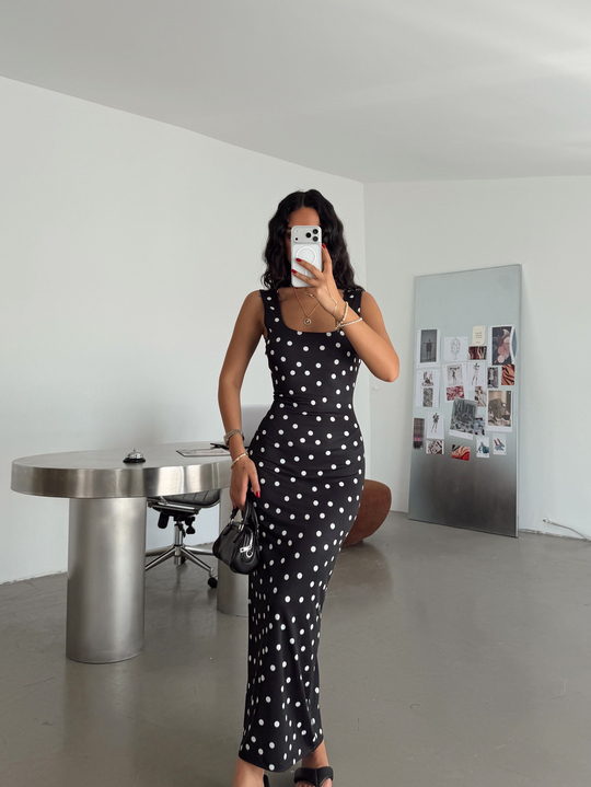 Halter Yaka Puantiyeli Maxi Elbise - Siyah