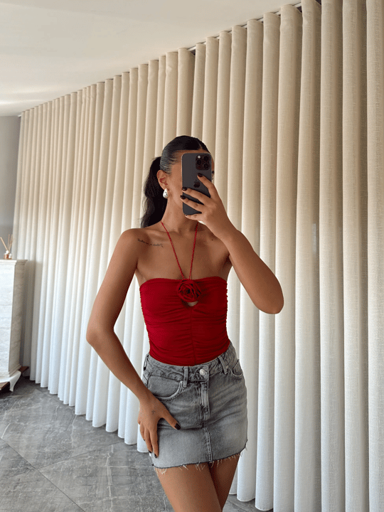 Milla Gül Detay Boyundan Bağlamalı Bodysuit Kırmızı - Kırmızı
