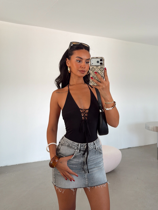 Maya Önden Bağcıklı Bodysuit Siyah - Siyah