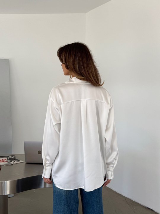 Kapak Cepli Krep Saten Gömlek - Beyaz