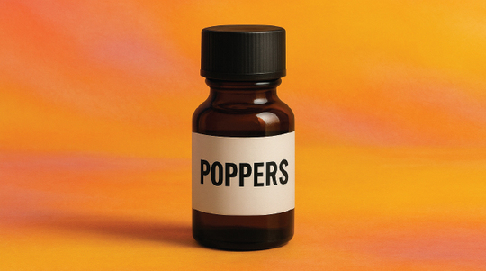 Porno seks akasi yosh singlisini sikdi