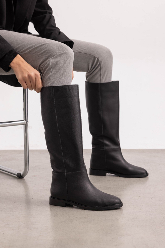 AWAY SİYAH DERİ ÇİZME SİYAH