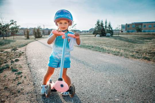 En iyi çocuk scooter markaları hangileri? | Let's Be Child