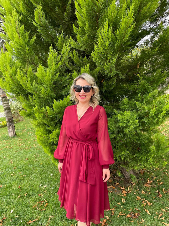 Kadın Kravuze Yaka  Beli Lastikli Etekleri Asimetrik Kesim  Uzun Kollu Bordo   Elbise 
