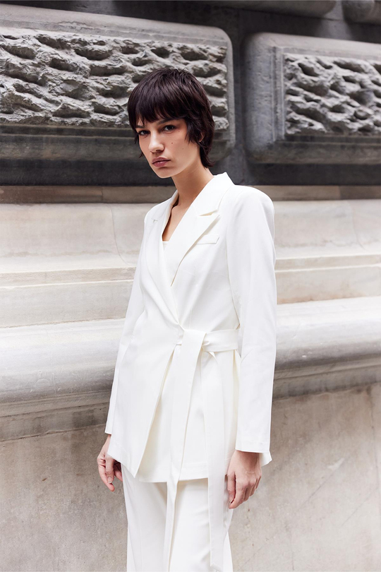 Limited Edition Kuşaklı Ceket Ekru