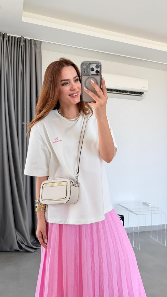 Pembe Lima Pileli Etekli T-Shirt Takım