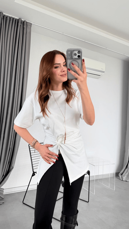 Dariya Büzgülü Tişört