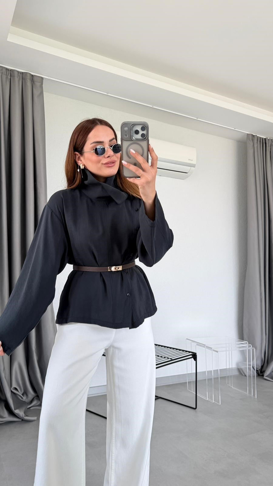 Siyah Elsa Dik Yakalı Gömlek