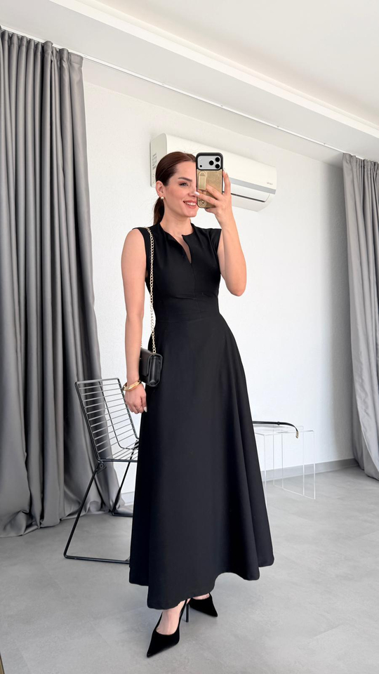 Siyah Fermuarlı Elbise