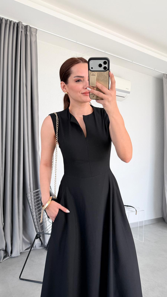 Siyah Fermuarlı Elbise