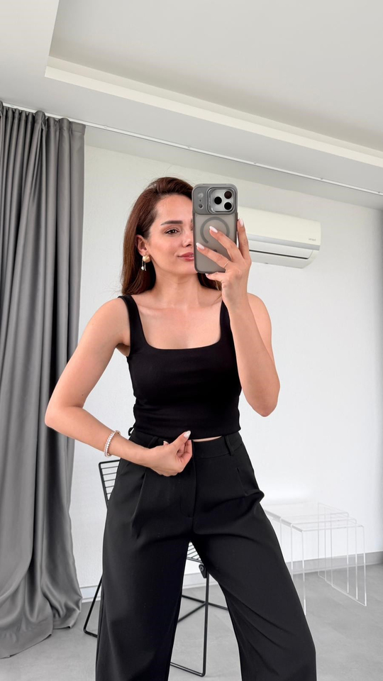 Siyah Emma Askılı Atlet