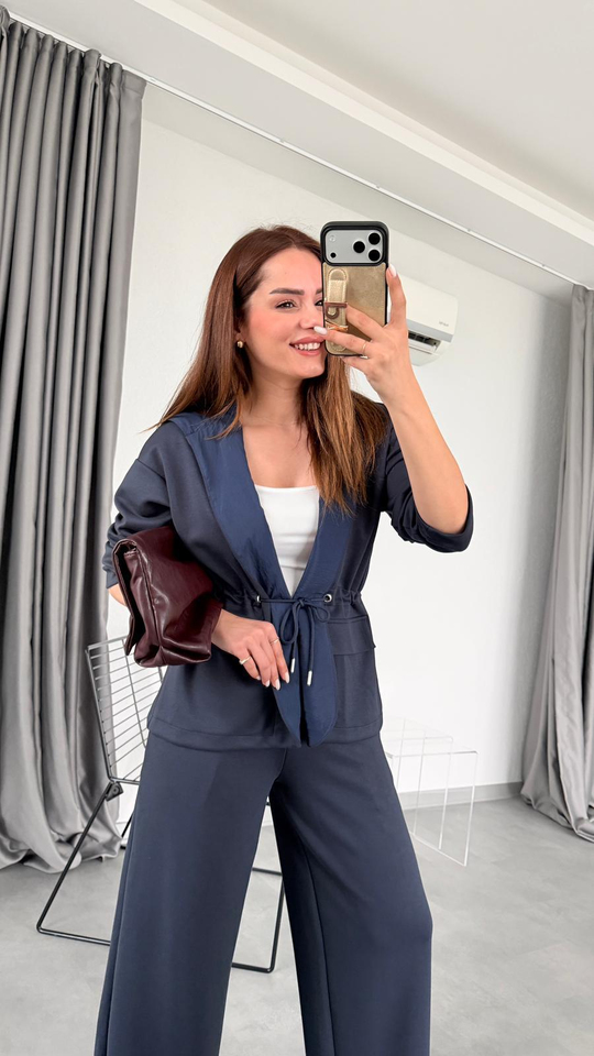 Gala Önden Bağlamalı Kapüşonlu Takım