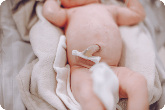 Bebeklerde Göbek Bağı Bakımı