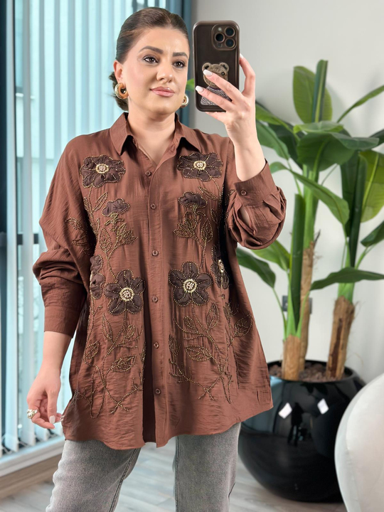 Çiçekli Bonçuk İşlemeli Keten Gömlek KAHVE