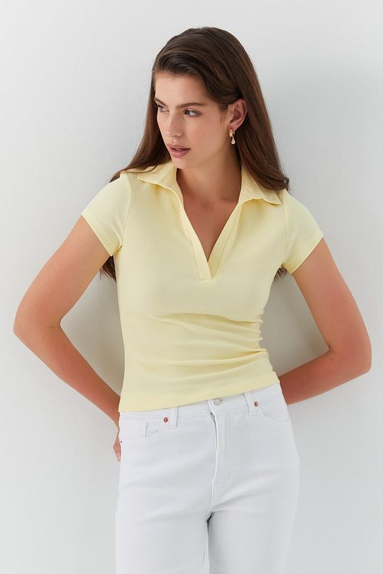 V Yaka Polo Form Basic Bluz Sarı
