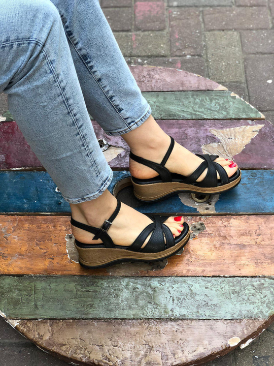 Buğra erol ortopedik tabanlı sandalet kayra