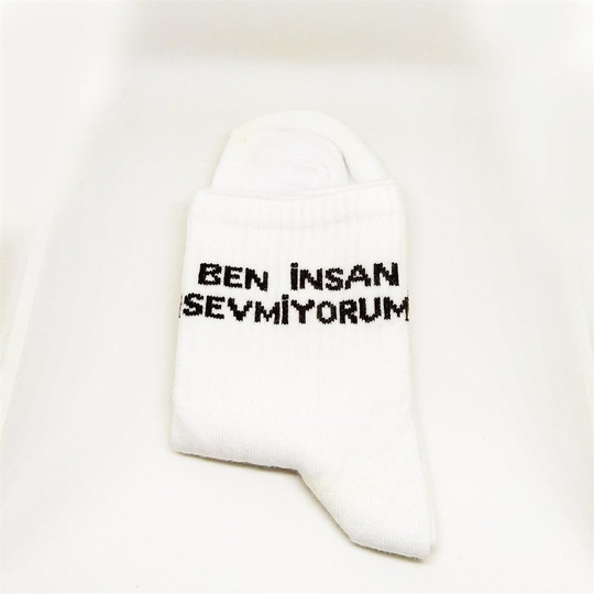 Ben İnsan Sevmiyorum Çorap